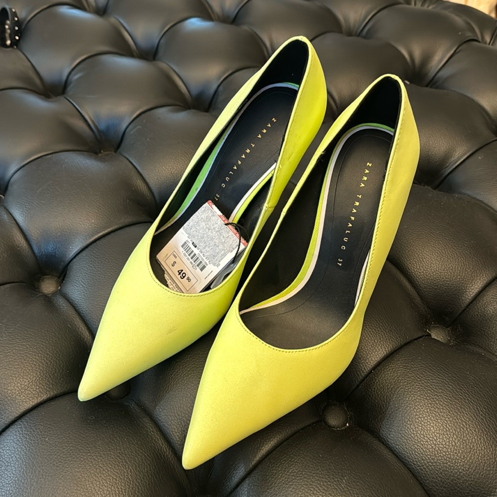 Zara sparkling green/yellow pumps